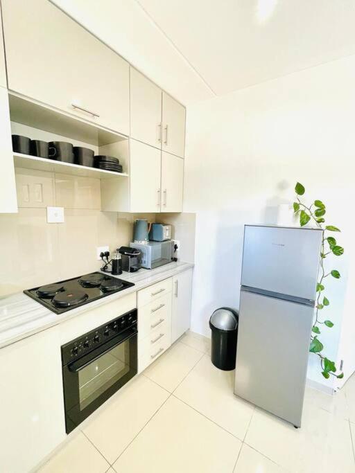 Trendy, Comfortable 1 Bedroom Apartments In อึมทาทา ภายนอก รูปภาพ