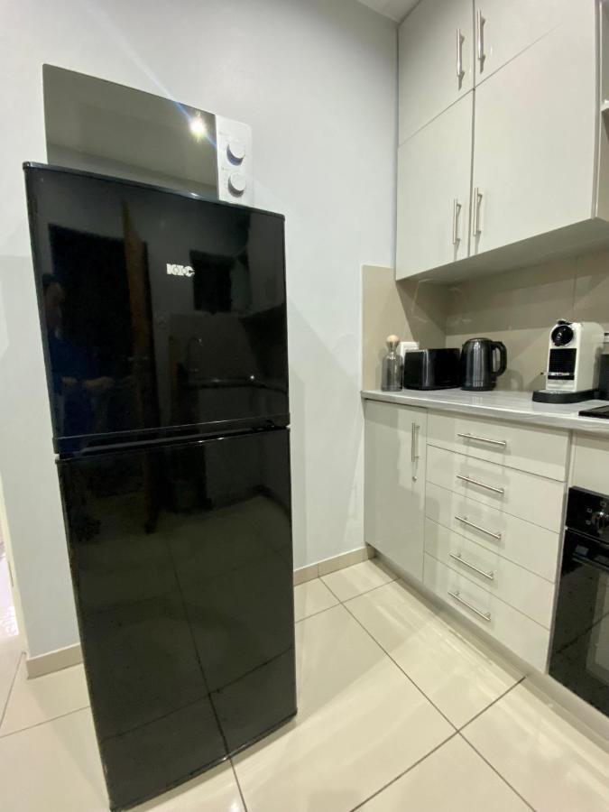 Trendy, Comfortable 1 Bedroom Apartments In อึมทาทา ภายนอก รูปภาพ