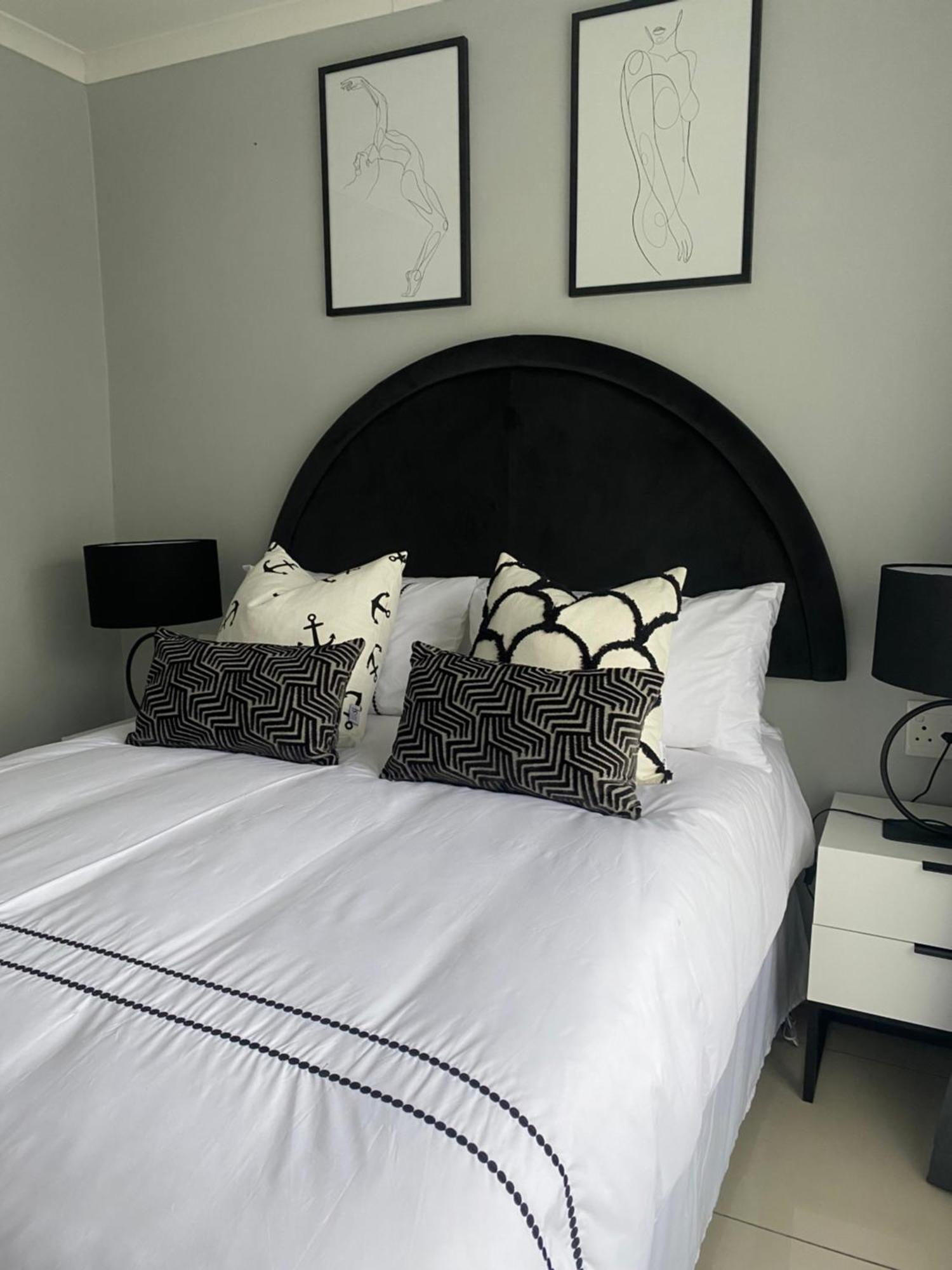 Trendy, Comfortable 1 Bedroom Apartments In อึมทาทา ภายนอก รูปภาพ