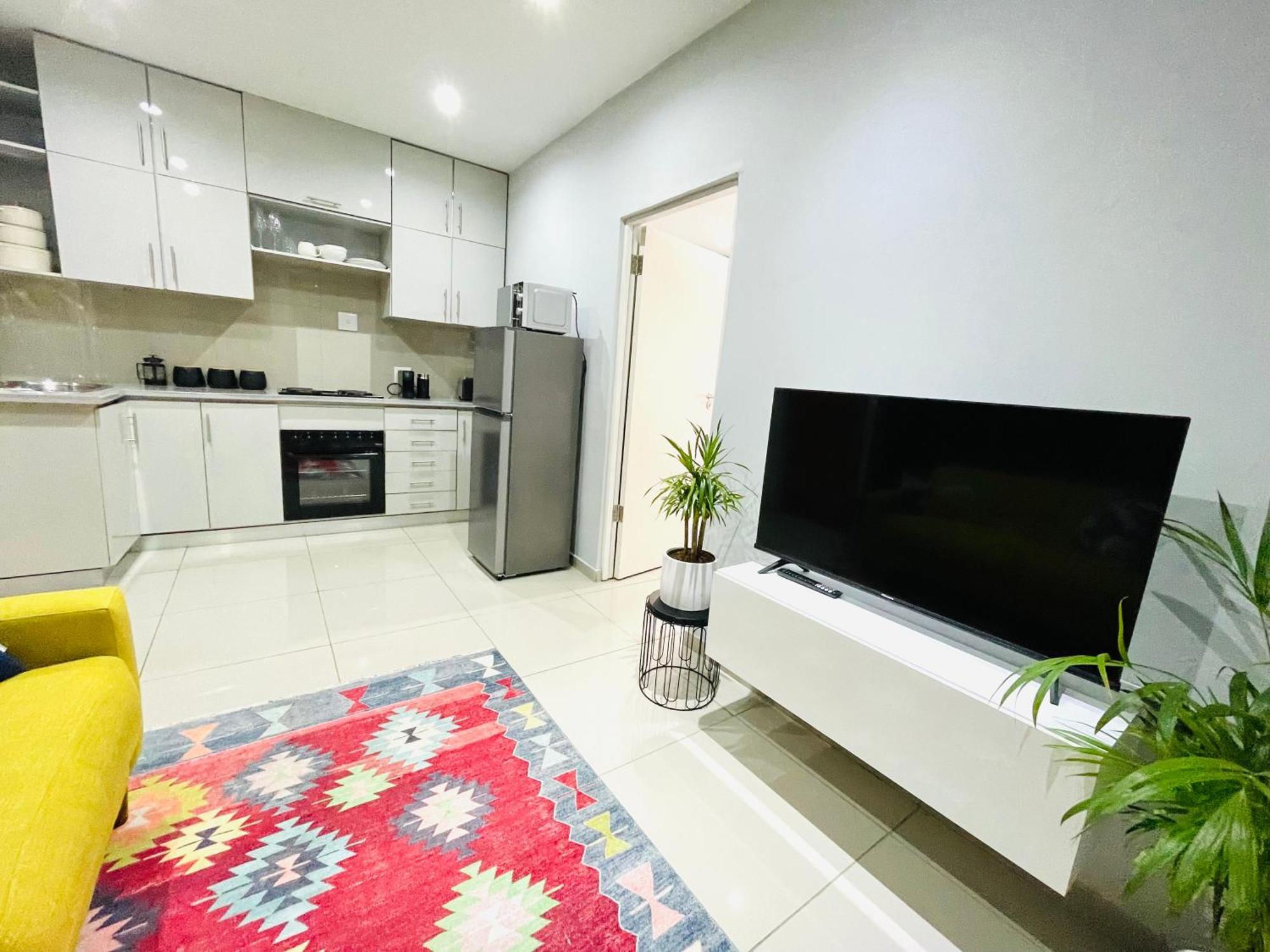 Trendy, Comfortable 1 Bedroom Apartments In อึมทาทา ภายนอก รูปภาพ